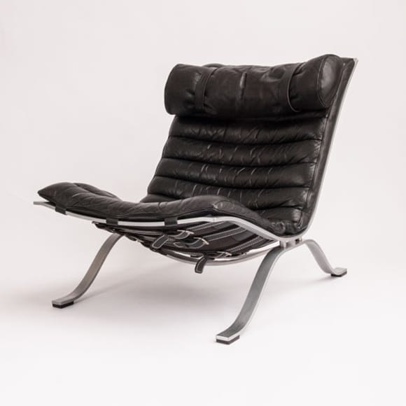 Ari Lounge Chair